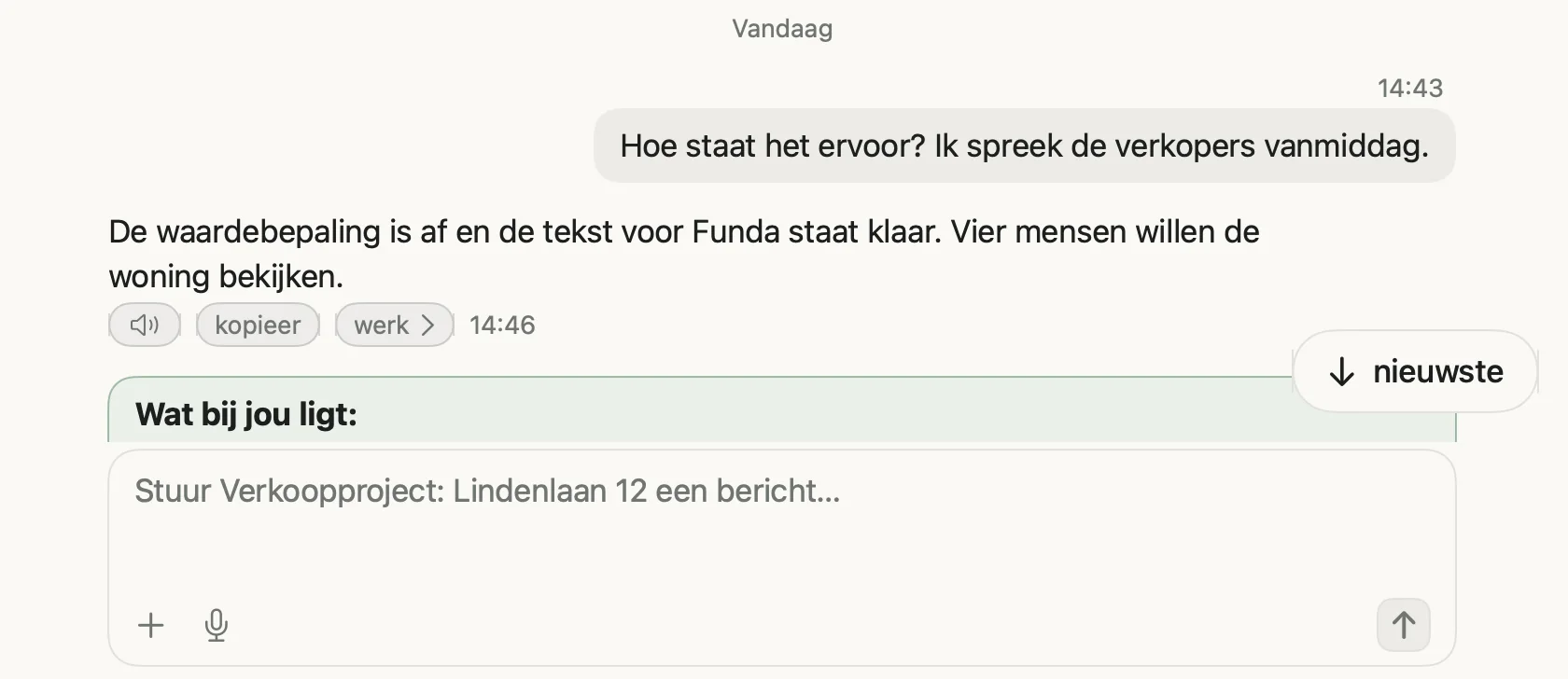Omhoog gescrold: rechtsonder brengt "↓ nieuwste" je terug naar het einde van het gesprek.